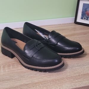 Dolce Vita Black Loafers NWT 8 Menswear Inspired Classic Chunky Y2K